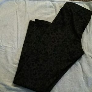 CAbi cheetah print spandex leggings